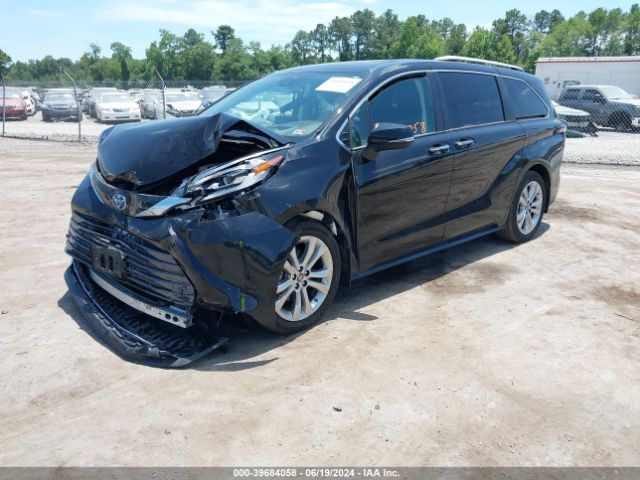 5TDERKEC2NS110269 Toyota Sienna Platinum