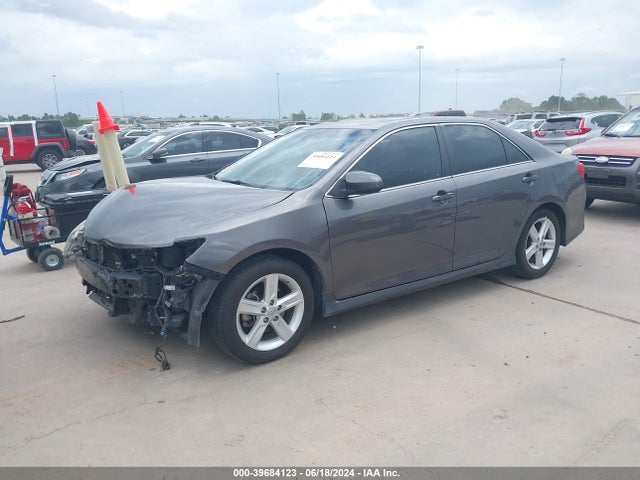Toyota CAMRY SE 2014 4T1BF1FK9EU847956 Image 2