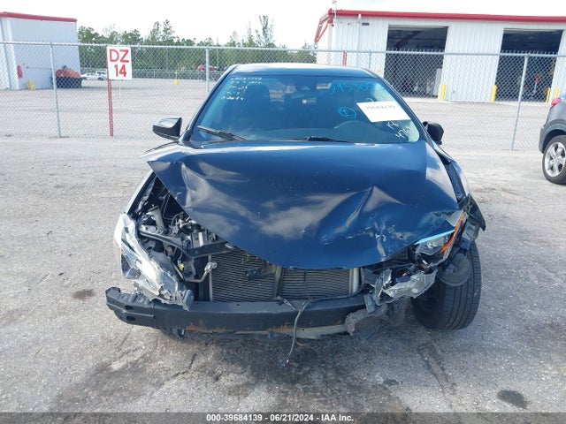 Toyota COROLLA LE 2018 2T1BURHE6JC984764 Image 13