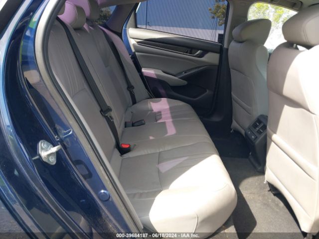 1HGCV2F93JA032163 Honda Accord Touring 2.0t
