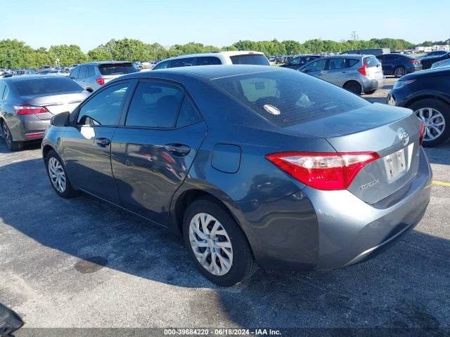 Toyota COROLLA LE 2019 5YFBURHE5KP913167 Image 3