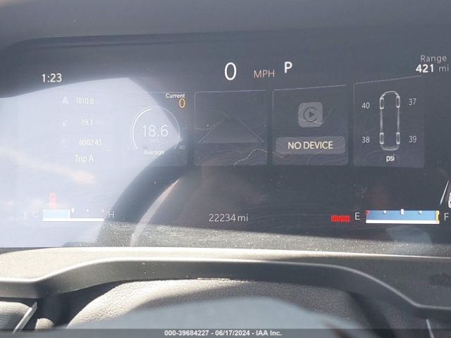 1C4RJKAG8P8829275 Jeep Grand Cherokee L Laredo 4x4