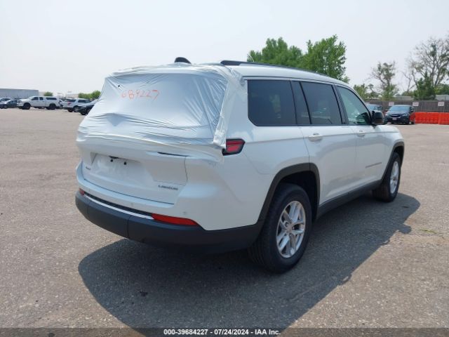 1C4RJKAG8P8829275 Jeep Grand Cherokee L Laredo 4x4
