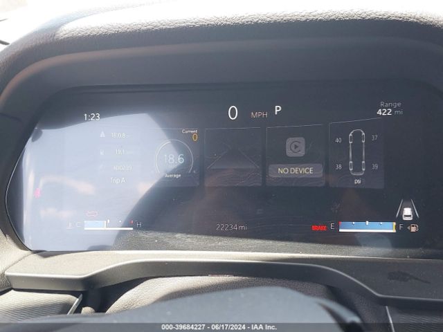 1C4RJKAG8P8829275 Jeep Grand Cherokee L Laredo 4x4