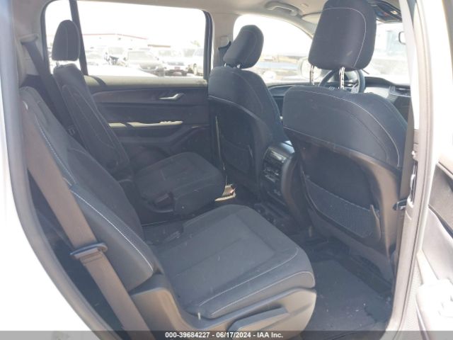 1C4RJKAG8P8829275 Jeep Grand Cherokee L Laredo 4x4