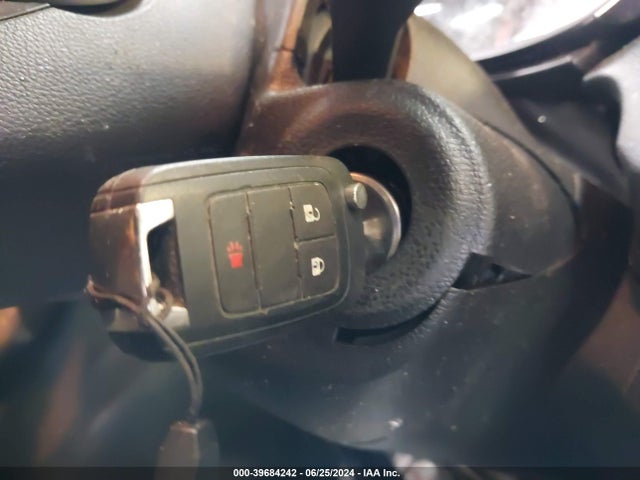 Chevrolet TRAX LS 2017 3GNCJNSB2HL224480 Image 11