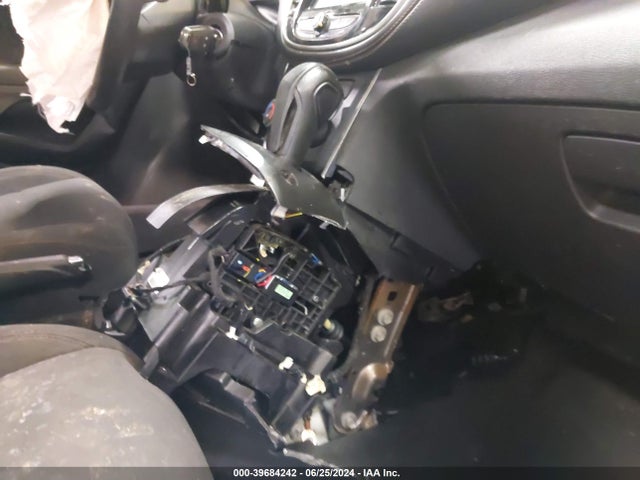 Chevrolet TRAX LS 2017 3GNCJNSB2HL224480 Image 17