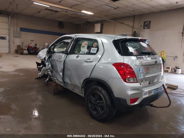 Chevrolet TRAX LS 2017 3GNCJNSB2HL224480 Image 3