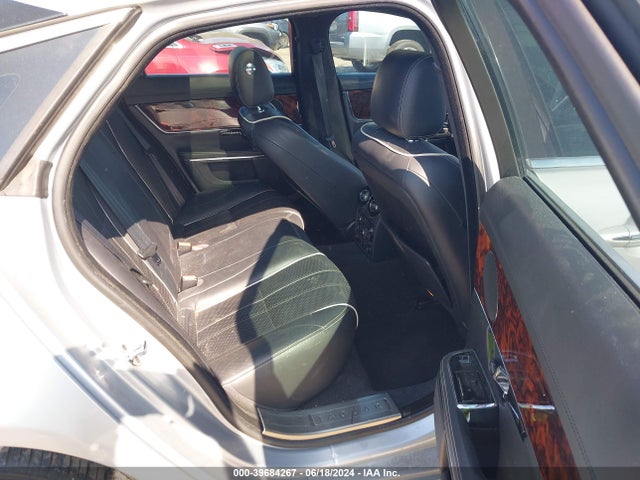 2011 JAGUAR XJ SAJWA1CB9BLV16936 Photo 7