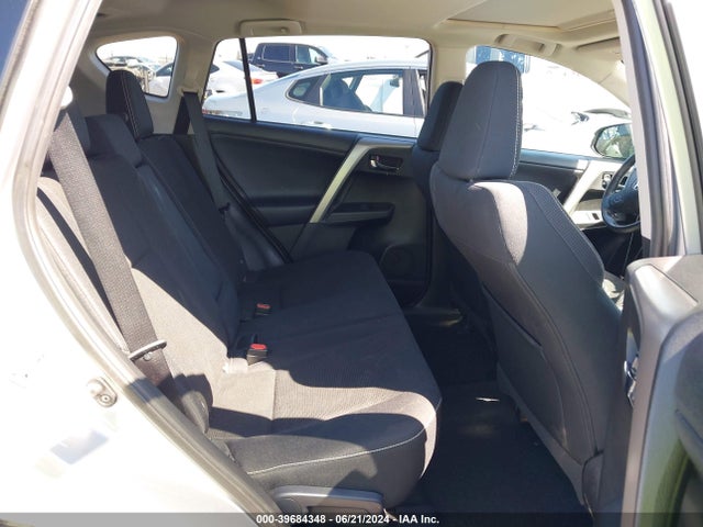 Toyota Rav4 Xle 2016 2T3RFREV4GW470911 Image 8