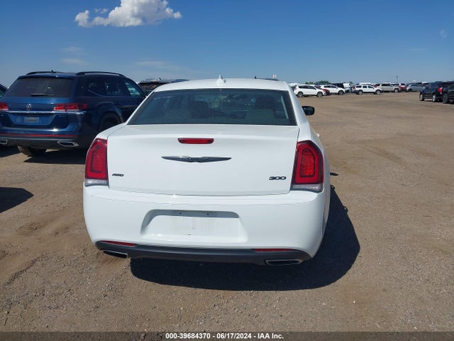 2C3CCARG5NH134567 Chrysler 300 Touring Awd
