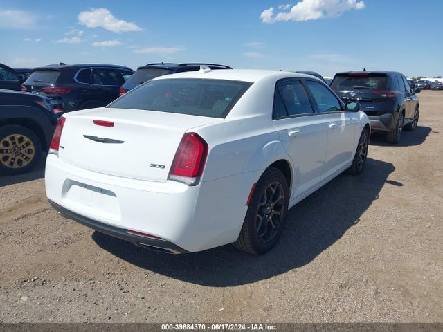 2C3CCARG5NH134567 Chrysler 300 Touring Awd