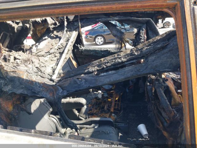 5TDDZRFHXKS915771 Toyota Highlander Limited