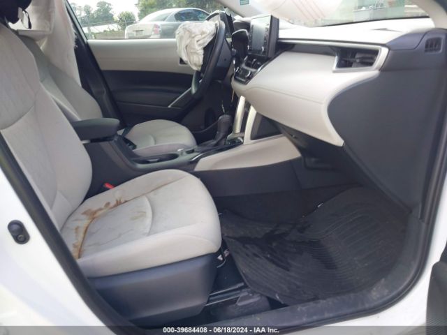 7MUAAAAG1NV010811 Toyota Corolla Cross L