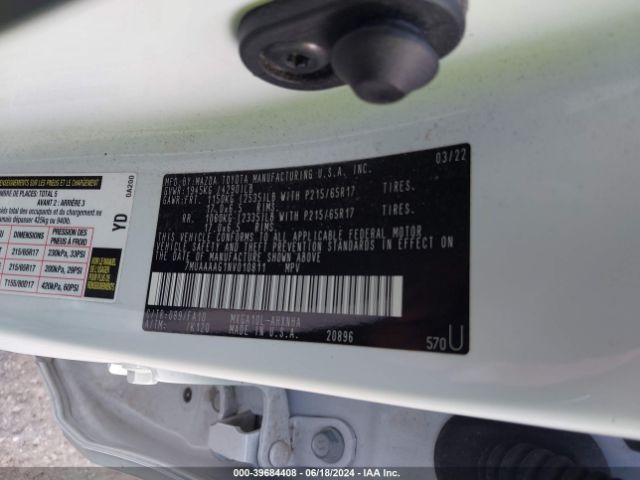 7MUAAAAG1NV010811 Toyota Corolla Cross L