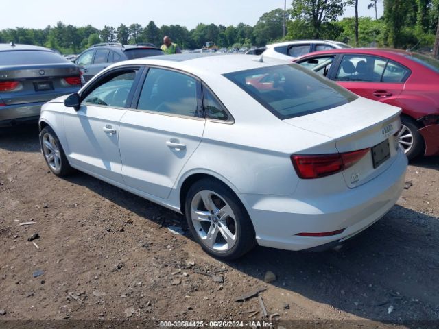 WAUB8GFF1J1072579 Audi A3 2.0t Premium/2.0t Tech Premium