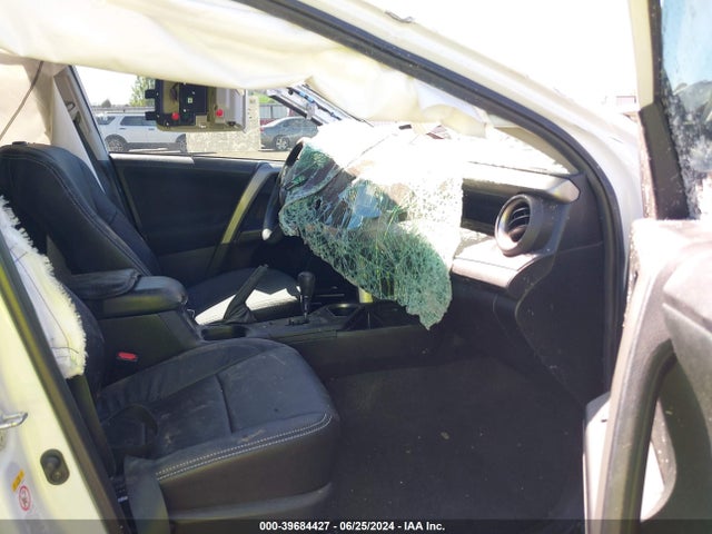 Toyota RAV4 LE 2017 2T3BFREV5HW612539 Image 5