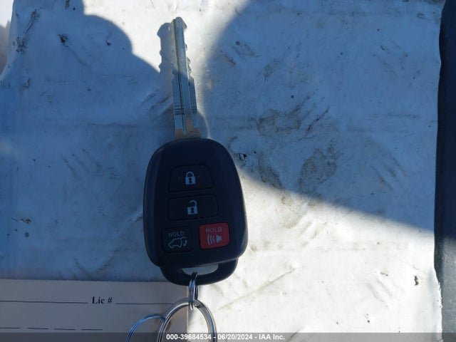 Toyota Rav4 Xle 2016 2T3RFREV5GW482291 Image 11