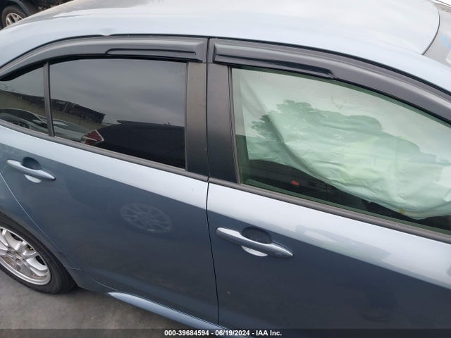 Toyota Corolla Hybrid Le 2021 JTDEAMDEXMJ019770 Image 14