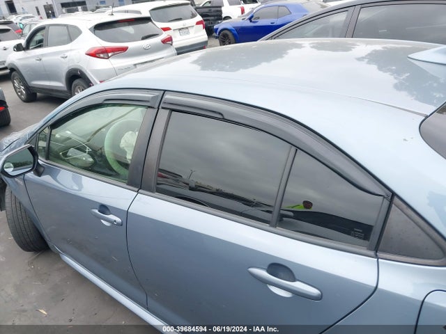 Toyota Corolla Hybrid Le 2021 JTDEAMDEXMJ019770 Image 15