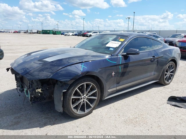 Ford Mustang Ecoboost Fastback 2021 1FA6P8TH2M5109175 Image 2