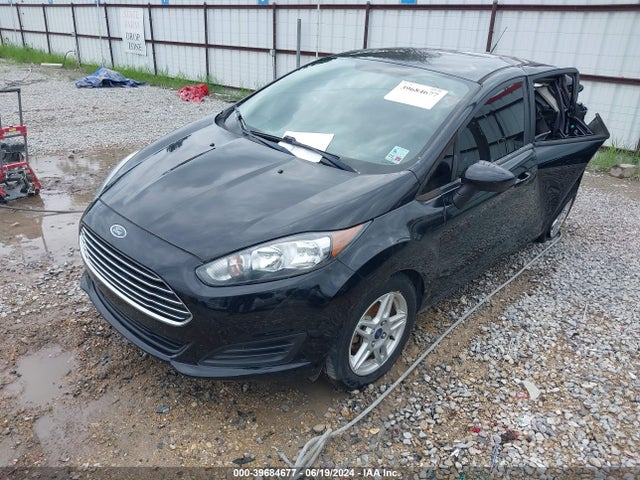 Ford FIESTA SE 2018 3FADP4BJ6JM113434 Image 2