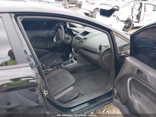 Ford FIESTA SE 2018 3FADP4BJ6JM113434 Image 5