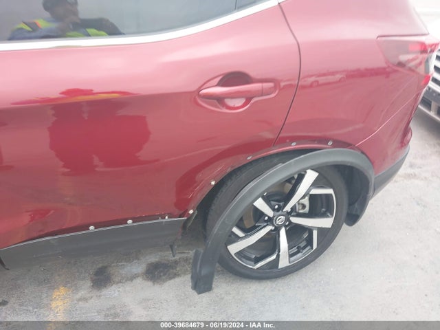 JN1BJ1CV4NW352136 Nissan Rogue Sport Sl Fwd Xtronic Cvt
