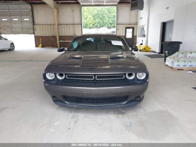 2C3CDZAG2KH668970 Dodge Challenger Sxt