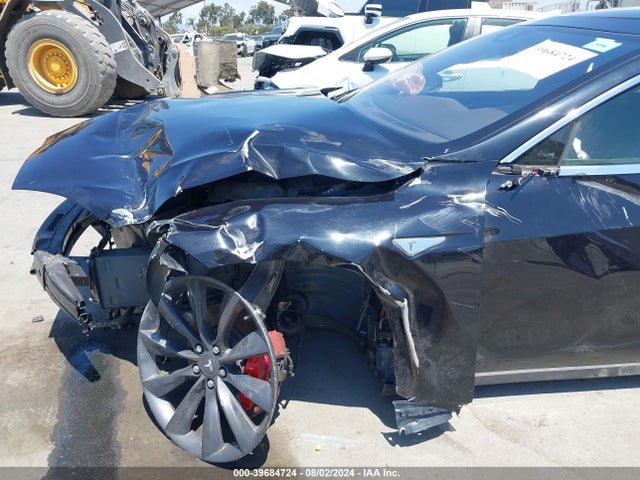 Tesla Model S 90d/p100d/p85d/p90d 2016 5YJSA1E48GF129459 Image 6