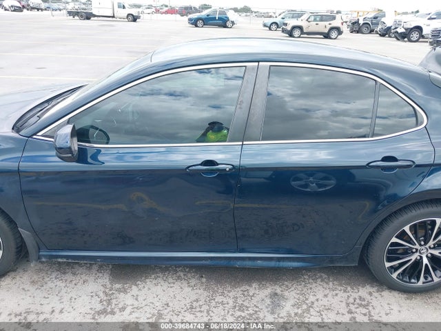Toyota CAMRY SE 2018 4T1B11HK2JU649693 Image 15