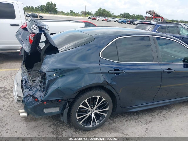 Toyota CAMRY SE 2018 4T1B11HK2JU649693 Image 18