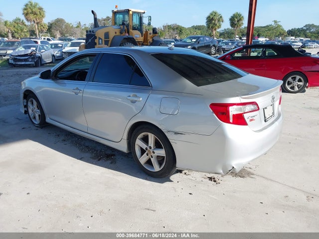 Toyota CAMRY SE 2014 4T1BF1FK7EU843131 Image 3