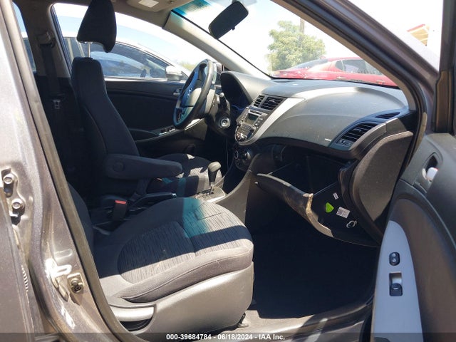 Hyundai ACCENT SE 2017 KMHCT5AE3HU335104 Image 5