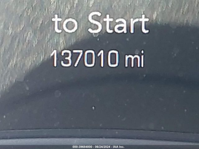 2C3CCAEG3FH807704 Chrysler 300C