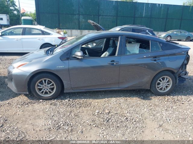 JTDKARFU7G3018489 Toyota Prius Four