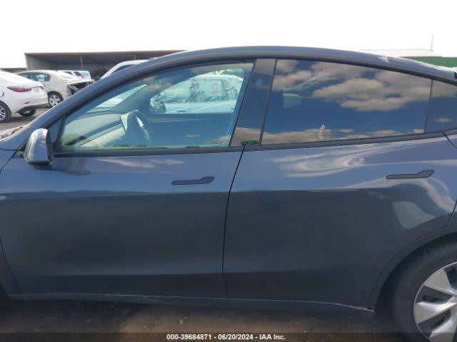 7SAYGDED4PF949356 Tesla Model Y Rwd
