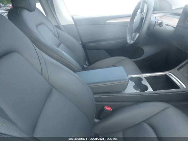 7SAYGDED4PF949356 Tesla Model Y Rwd