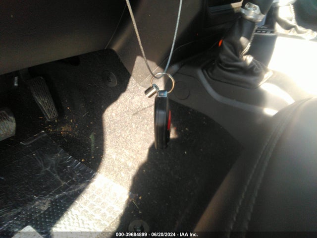 1C4HJXEG6MW554550 Jeep Wrangler Unlimited Sahara 4x4