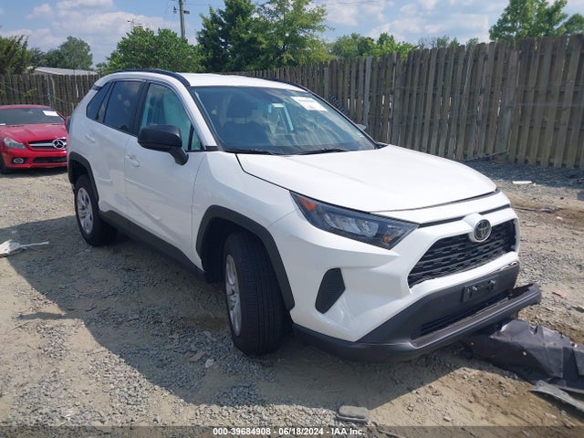 Toyota RAV4 LE 2021 2T3H1RFV7MC108920 головне зображення