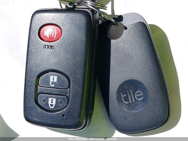 JTDZN3EU4EJ009968 Toyota Prius V Three