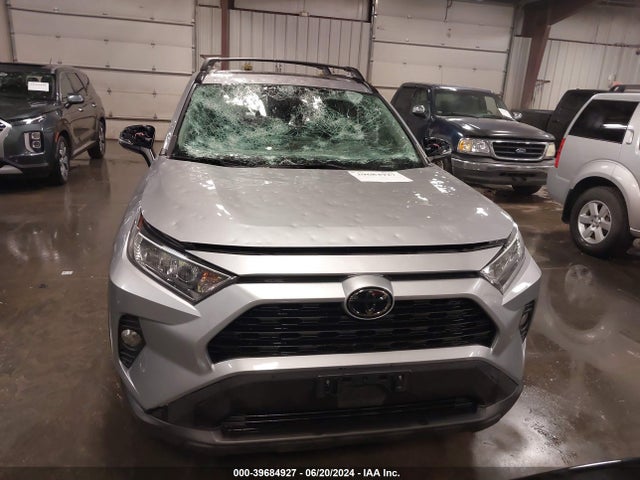Toyota Rav4 Xle 2019 JTMP1RFV3KD037655 Image 12