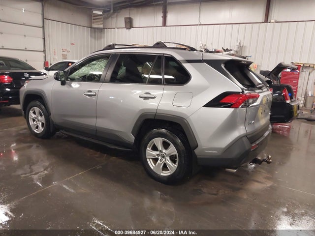 Toyota Rav4 Xle 2019 JTMP1RFV3KD037655 Image 3