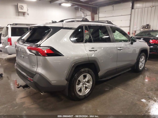 Toyota Rav4 Xle 2019 JTMP1RFV3KD037655 Image 4