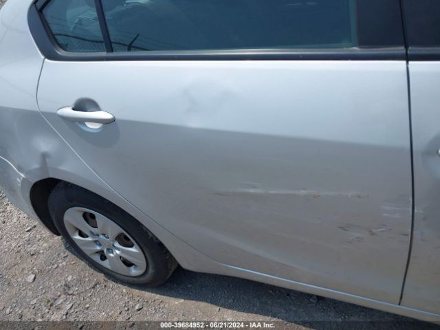 3KPFK4A7XHE107079 KIA FORTE LX