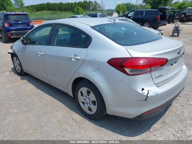 3KPFK4A7XHE107079 KIA FORTE LX