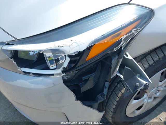 3KPFK4A7XHE107079 KIA FORTE LX