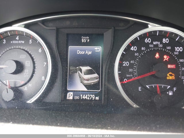 Toyota CAMRY SE 2015 4T1BF1FK8FU076715 Image 15