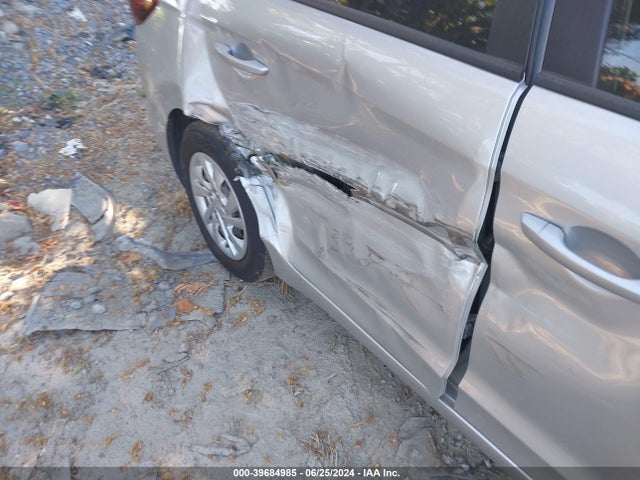 Hyundai ELANTRA SE 2019 5NPD74LF4KH413775 Image 6