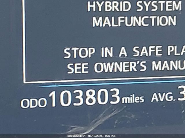 JTDZN3EU7FJ026586 Toyota Prius V Three